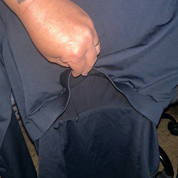 Fabletics Medium Black Women’s workout Black Sporty Jacket - Picture 6 of 10